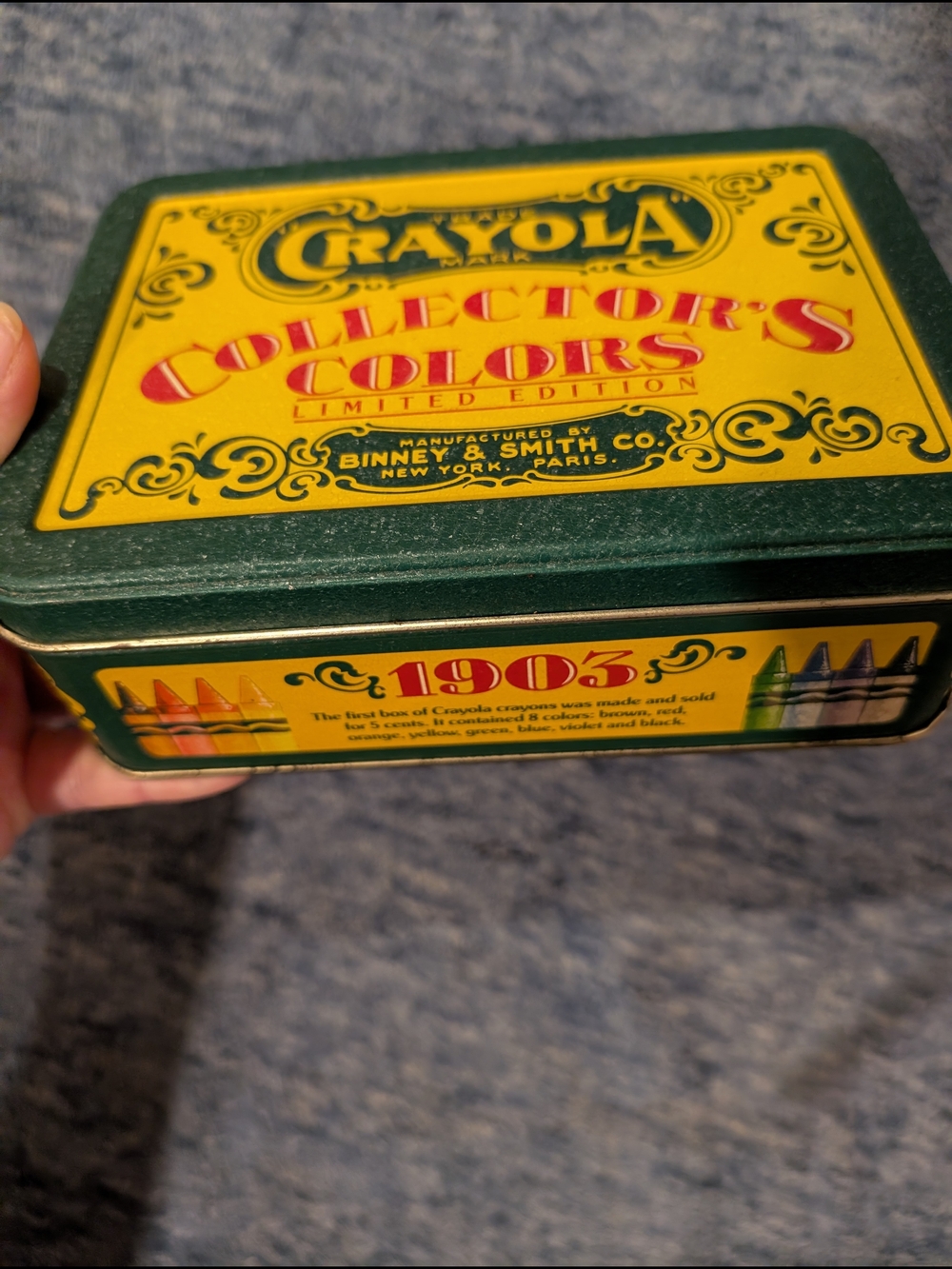 Crayola Vintage Collector's Tins And Collector's Colors Crayons - Picture 8 of 9